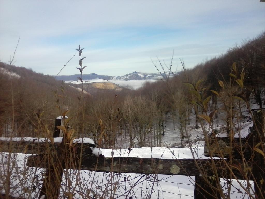 Hostal Venta San Blas Almándoz Buitenkant foto