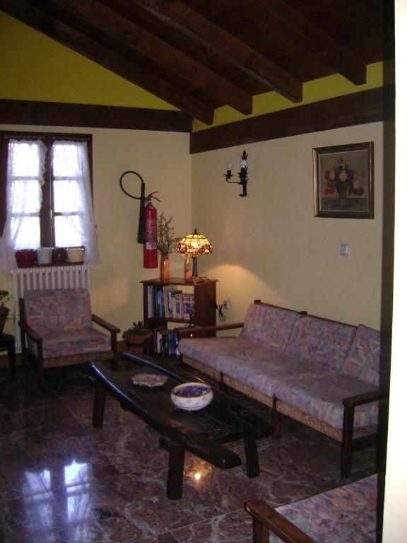 Hostal Venta San Blas Almándoz Buitenkant foto