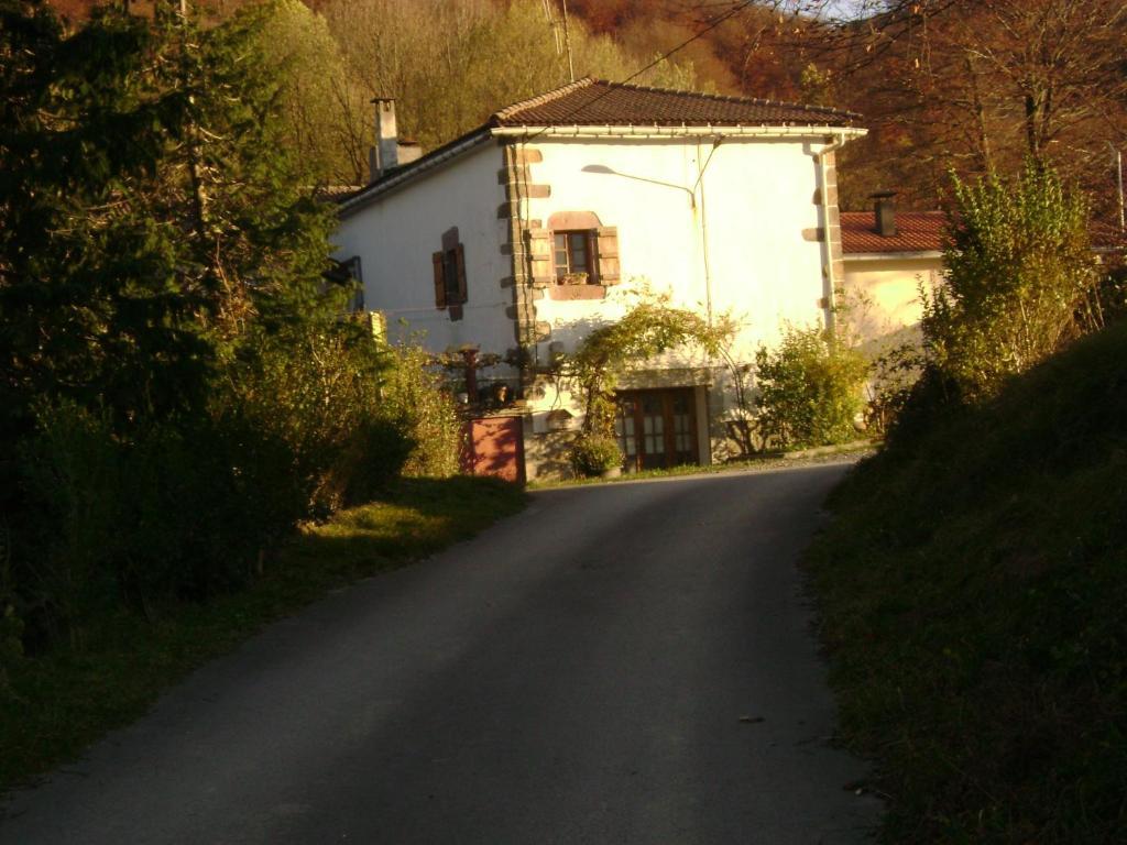 Hostal Venta San Blas Almándoz Buitenkant foto